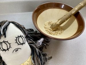 grinding with mortar and pestle