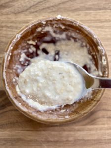 quick oatmeal is ready too eat